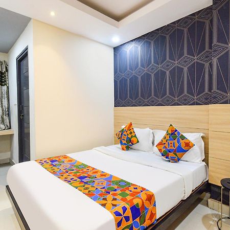 Fabhotel The Botanica - Nr Hyderabad Central University, Kondapur Kondapur  Екстериор снимка