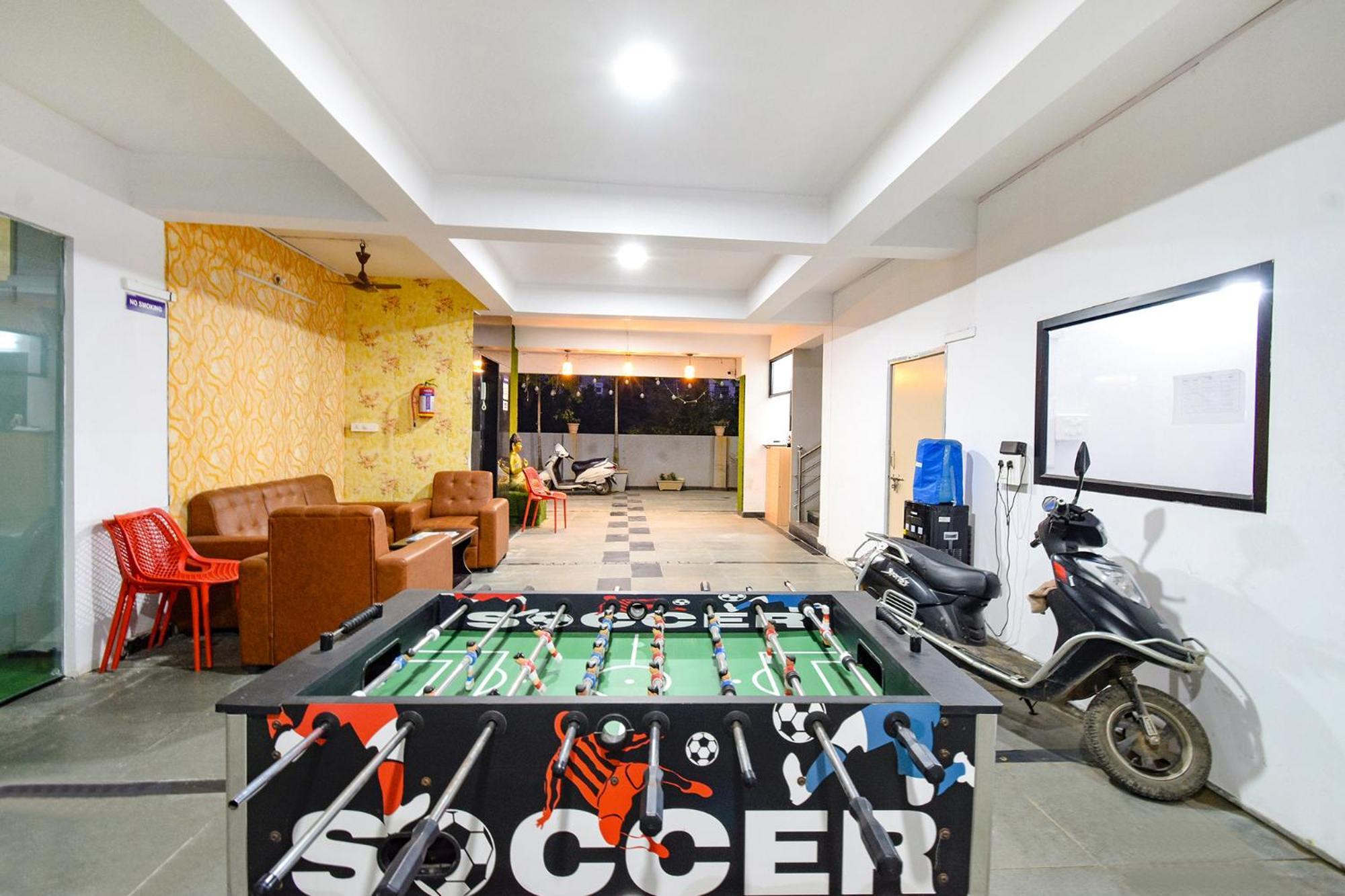 Fabhotel The Botanica - Nr Hyderabad Central University, Kondapur Kondapur  Екстериор снимка