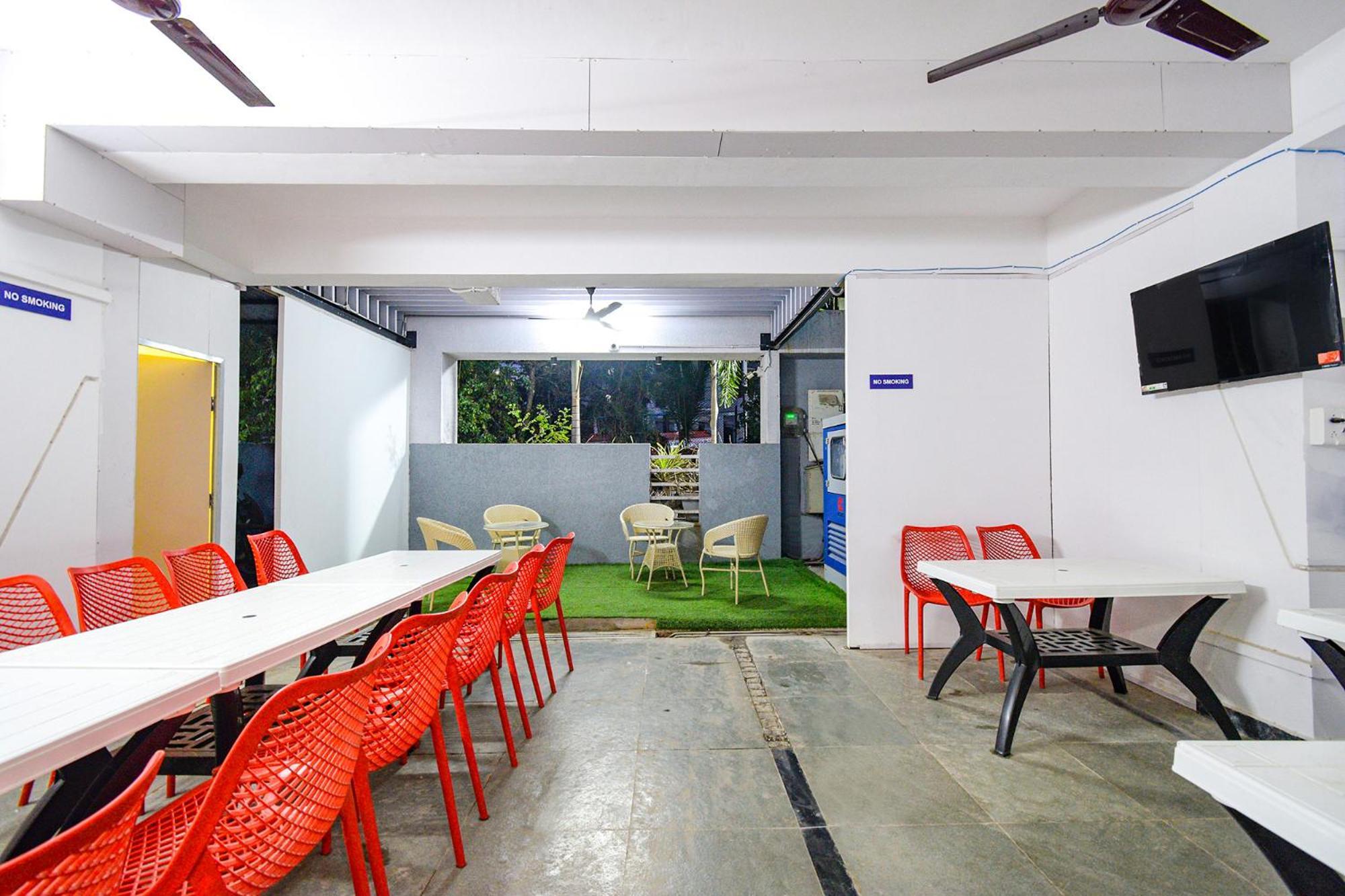 Fabhotel The Botanica - Nr Hyderabad Central University, Kondapur Kondapur  Екстериор снимка